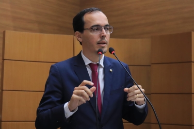 Deputado Georgeo Passos pede que Governo de Sergipe zere o IPVA para motos - Foto: Assessoria Georgeo Passos