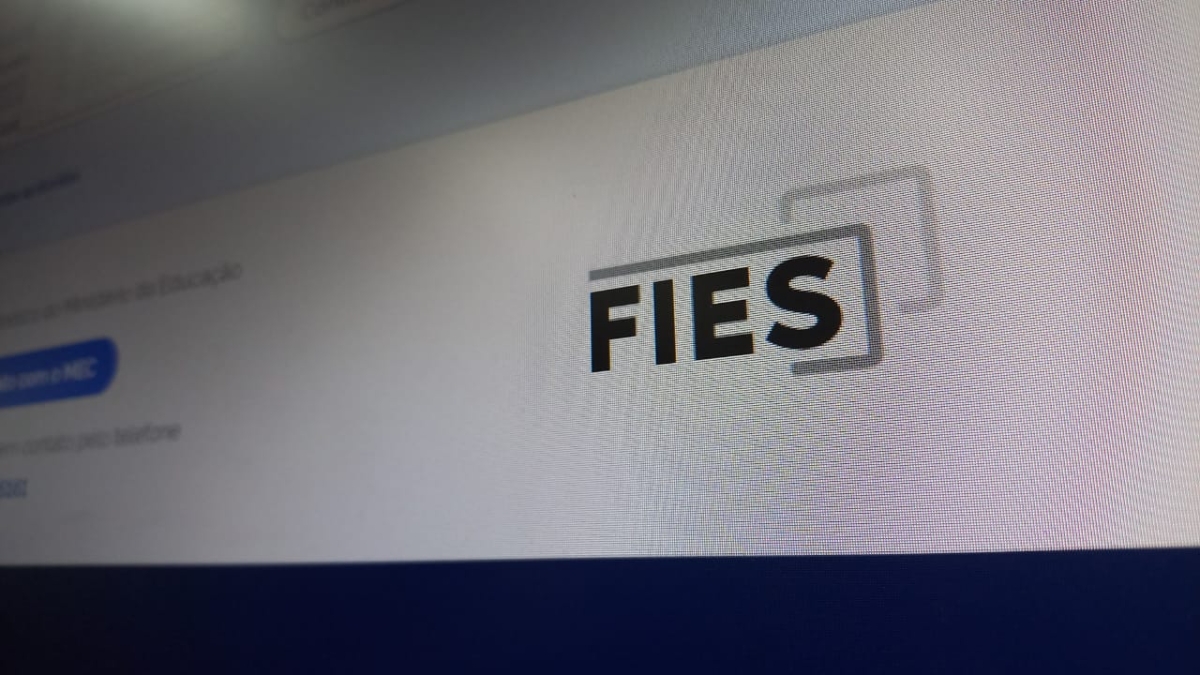Os participantes da lista de espera devem acompanhar sua eventual pré-seleção no site do Fies, dentro do Portal Acesso �?nico do MEC - Foto: Divulgação | Grupo Tiradentes