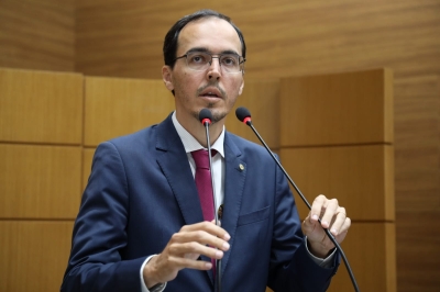 "Mais uma manobra eleitoreira", denuncia Georgeo Passos sobre licitação de quase R$ 32 milhões para asfaltamento de municípios - Foto: Assessoria Georgeo Passos
