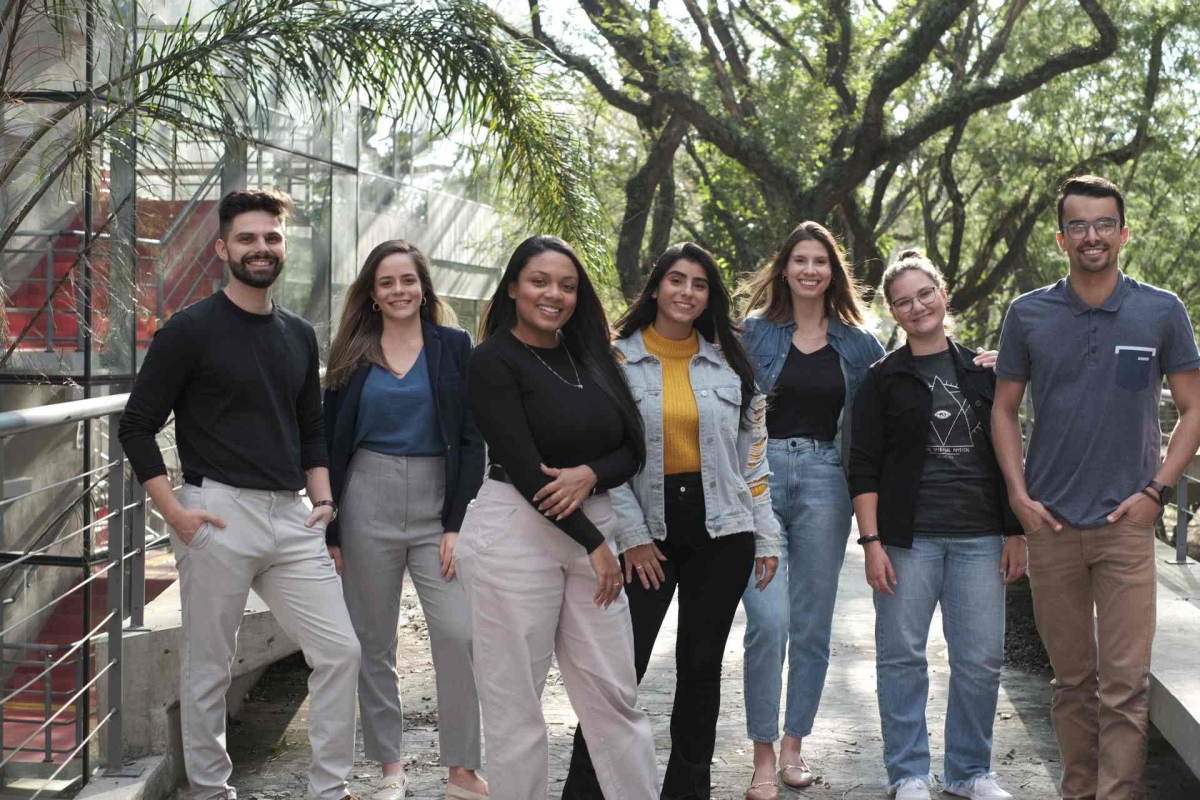 Trainees e ex-trainees da Votorantim Cimentos - Foto: Votorantim Cimentos