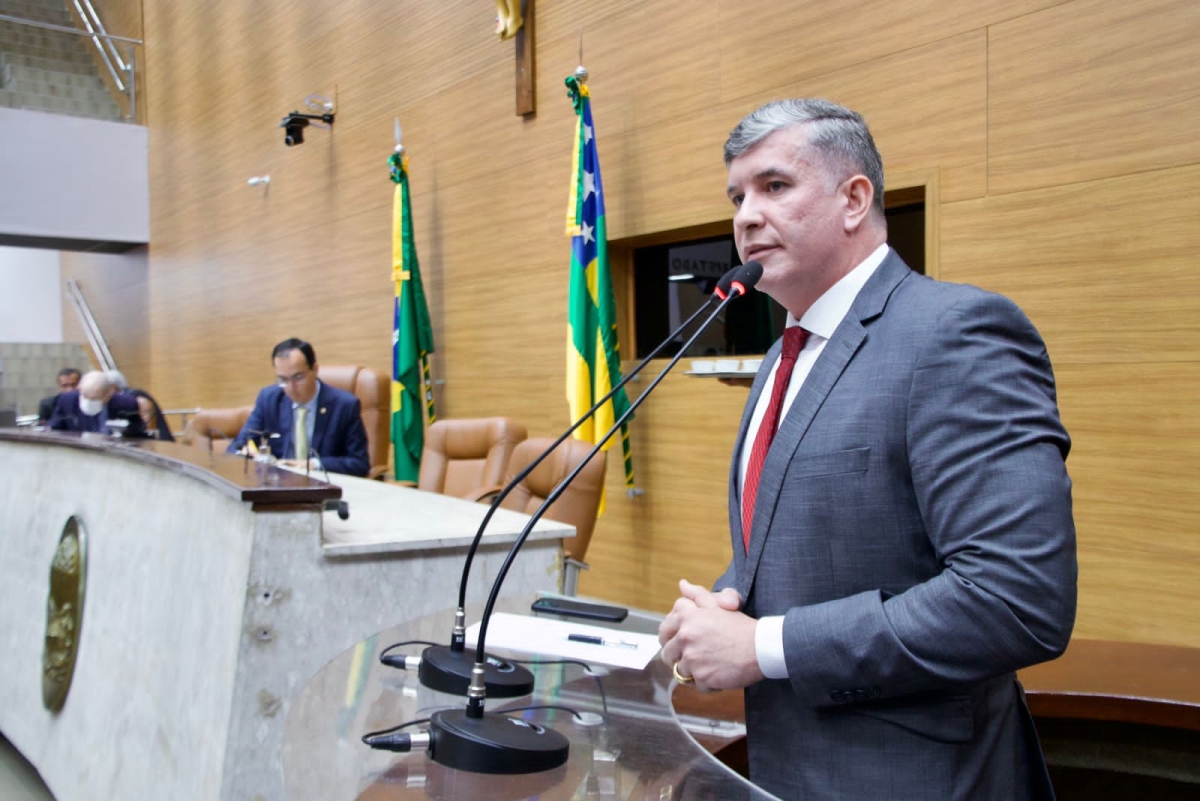 Líder do Governo defende estudo para implementação do Piso da Enfermagem em Sergipe - Foto: Assessoria Cristiano Cavalcante