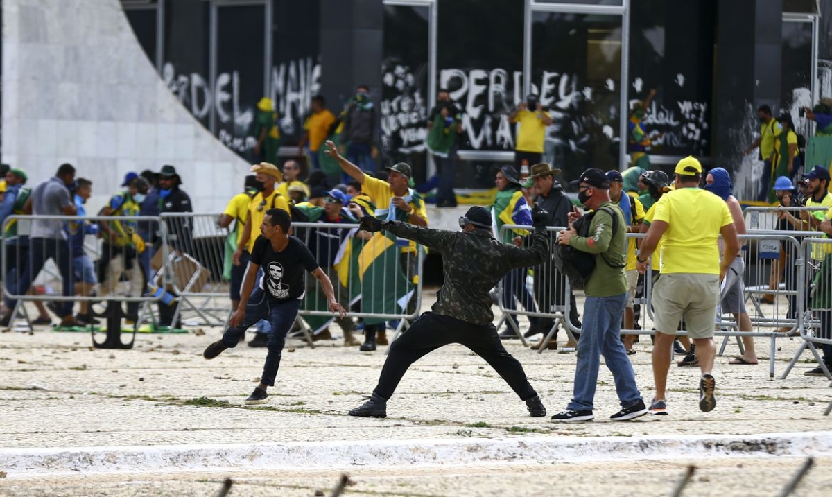 Manifestantes invadem Congresso, STF e Palácio do Planalto - Foto: Marcelo Camargo | Agência Brasil