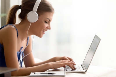 Curso de idiomas oferece teste de nivelamento gratuito - Foto: Asscom Unit