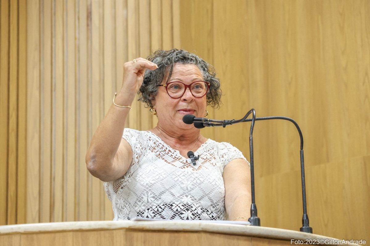 Vereadora �?ngela  Melo diz que anúncio da PMA sobre piso é falso - Foto: Gilton Andrade