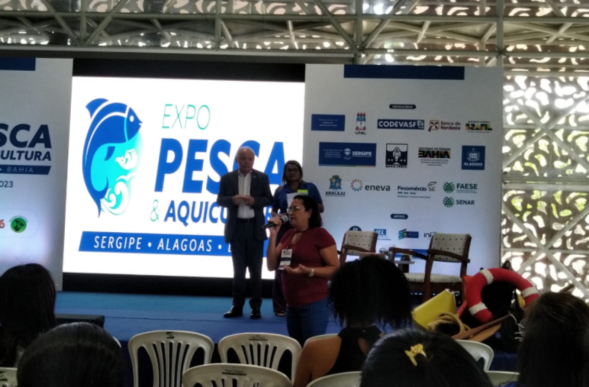 Mulheres e homens pescadores artesanais do Baixo São Francisco querem ser ouvidos - Foto: CUT/SE