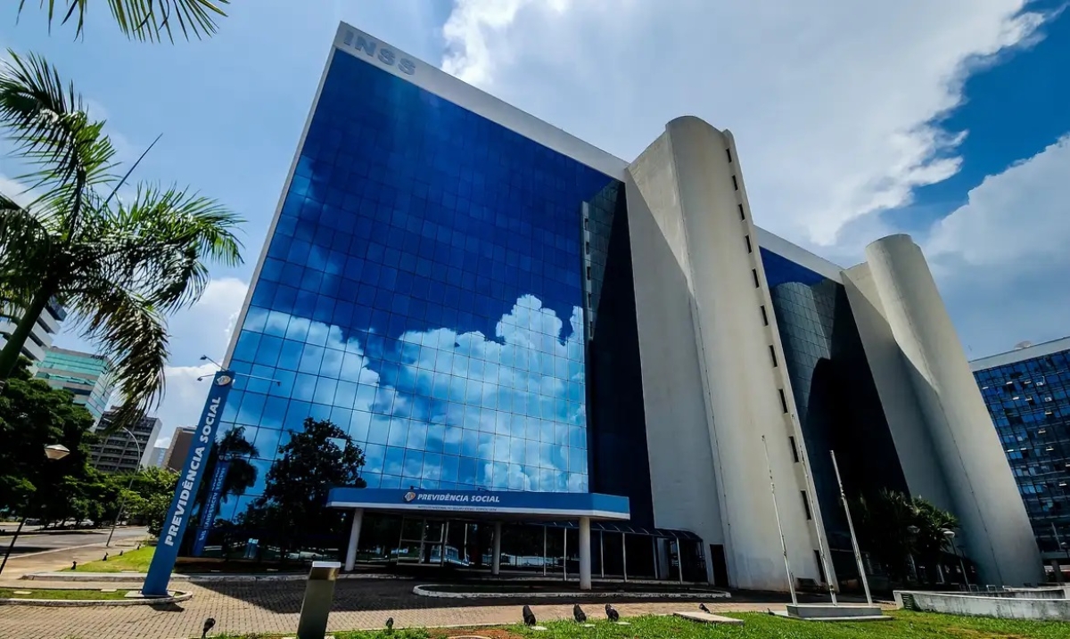 Benefícios do INSS acima do mínimo terão reajuste de 3,71% - Foto: Rafa Neddermeyer | Agência Brasil