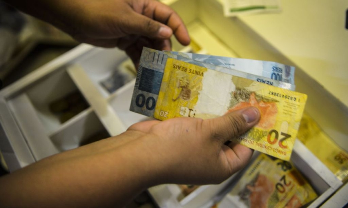 Teto de juros do consignado do INSS cairá para 1,76% ao mês - Foto: José Cruz | Agência Brasil