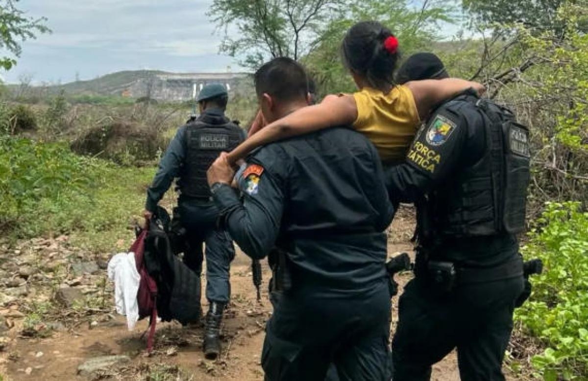 Veja momento em que PM encontra mulher desaparecida em Canindé (SE) - Foto: Divulgação | PM