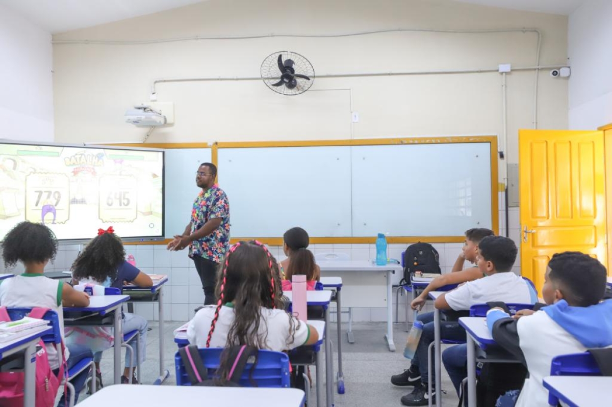 Escola Tech: reconhecimento facial e totens digitais ampliam segurança na rede municipal - Foto: Marcelle Cristinne | Prefeitura de Aracaju