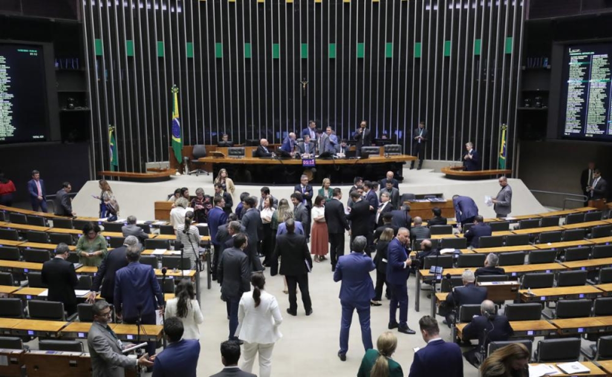 Câmara dos Deputados - Foto: Zeca Ribeiro/Câmara dos Deputados