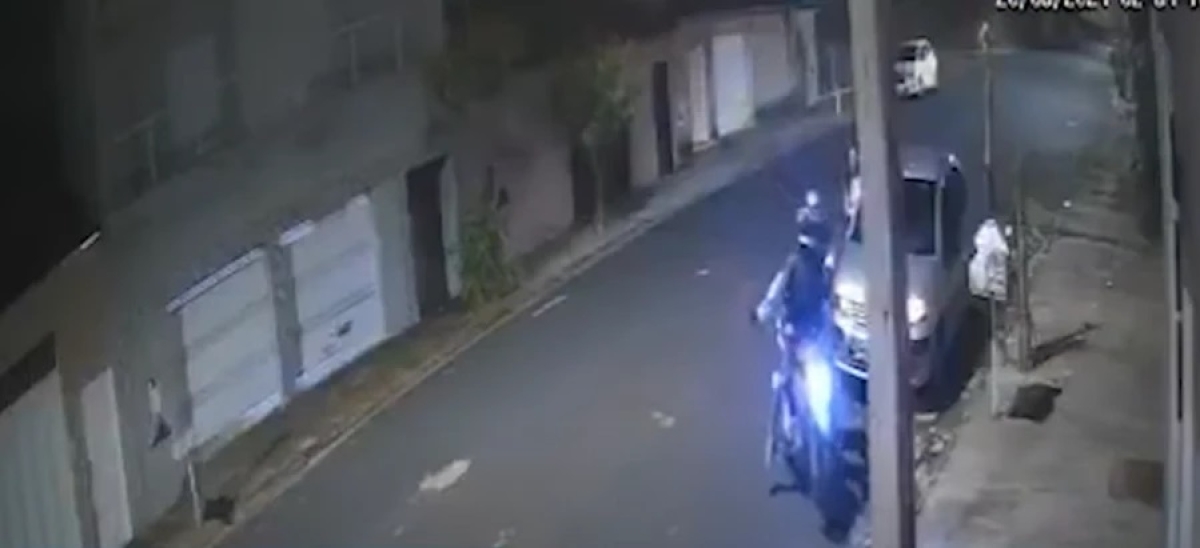 Casal reage a assalto e dá surra em criminosos - Foto: Reprodução/Print de vídeo YouTube TV Paranaíba