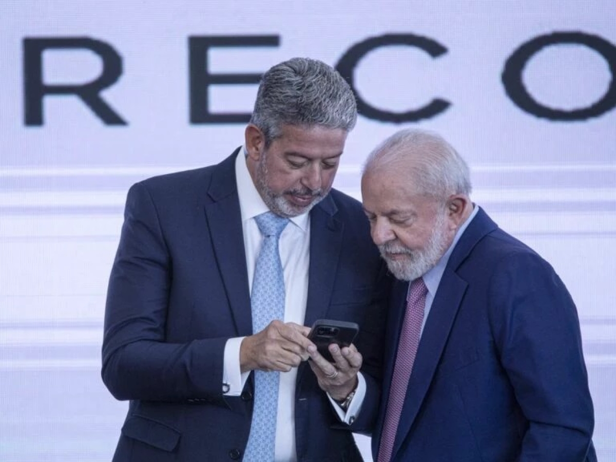 Arthur Lira e presidente Luiz Inácio Lula da Silva - Foto: Joédson Alves/Agência Brasil
