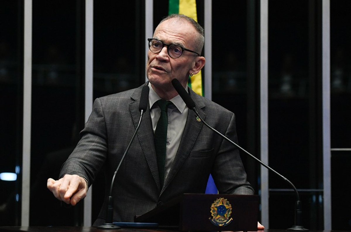 Relator, Fabiano Contarato entende que proposta pode contribuir para o aprimoramento no combate aos incêndios florestais - Foto: Jefferson Rudy/Agência Senado

