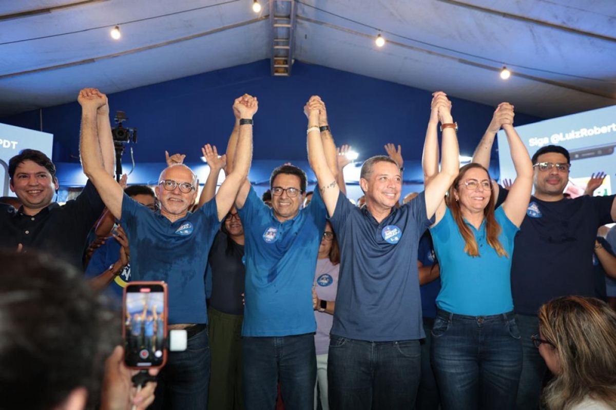 Em ato na zona norte, Katarina declara apoio à pré-candidatura de Luiz a prefeitura de Aracaju - Foto: Divulgação
