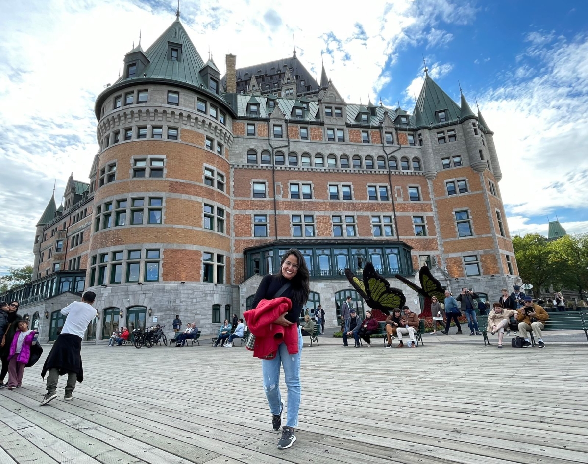 A pesquisadora Larissa Renata Santos Andrade, doutora em Engenharia de Processos pela Unit e que fez estágio de pesquisas em um laboratório da Universidade de Sherbrooke, no Canadá - Foto: Acervo pessoal
