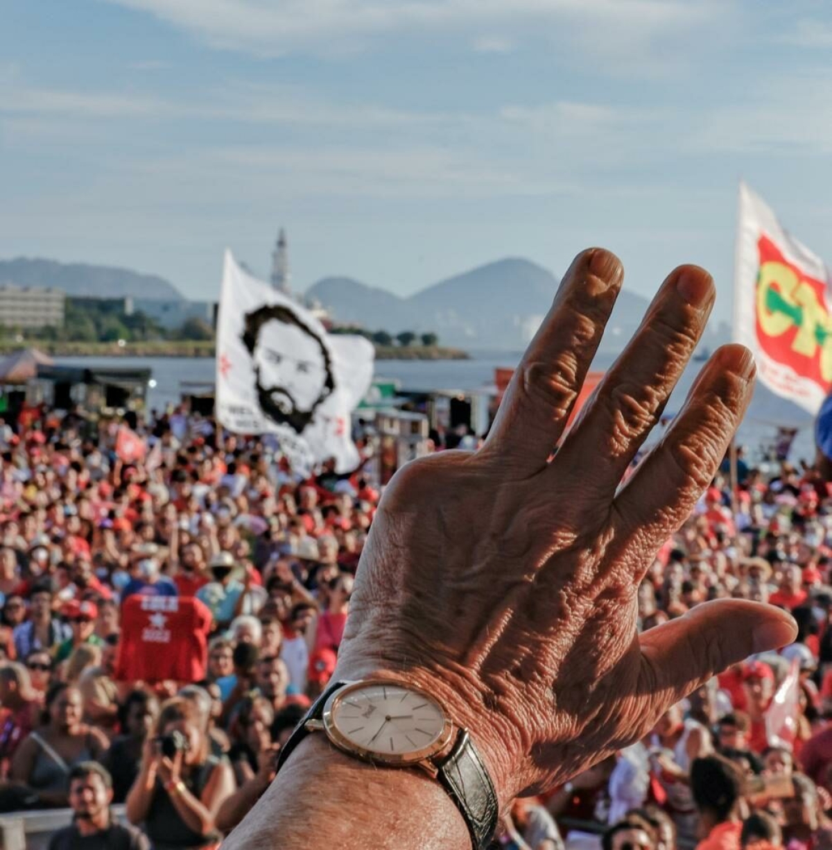 Relógio Piaget no braço de Lula durante agenda em 2022 - Foto: Lula/Ricardo Stuckert