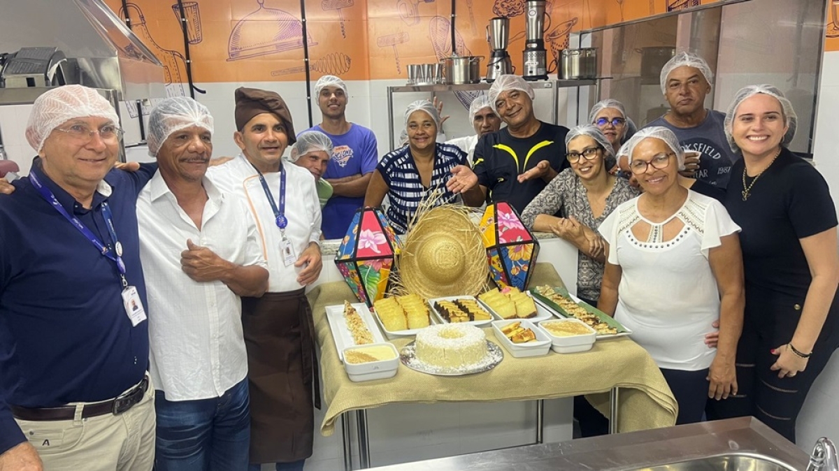 Pessoas em situação de rua concluem curso de comidas típicas juninas no Senac - Foto: Senac SE