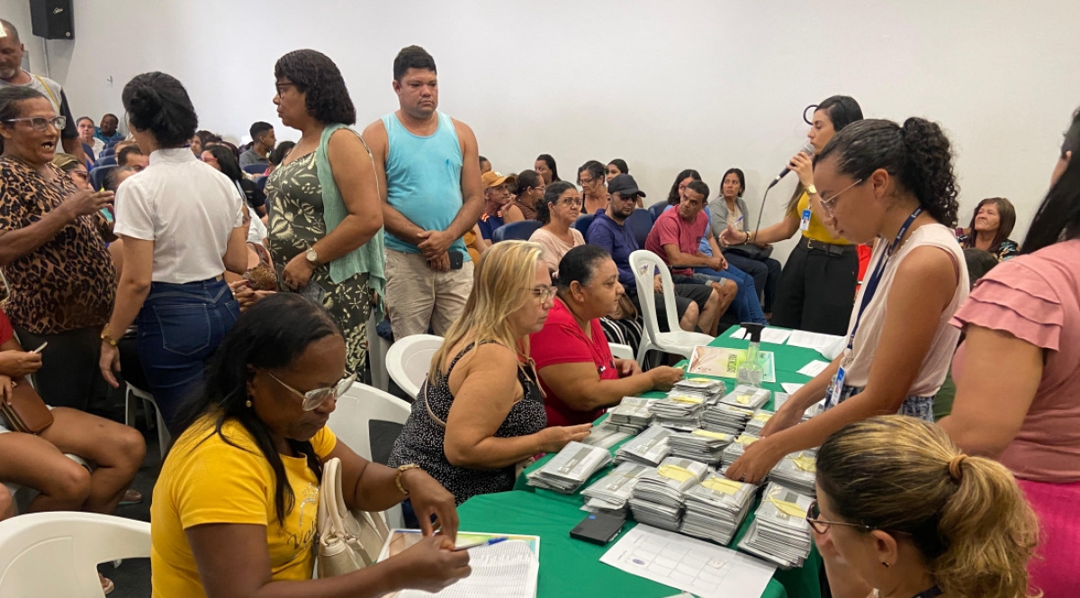 Entrega de cartões CMais Cidadania - Foto: Júlia Costa