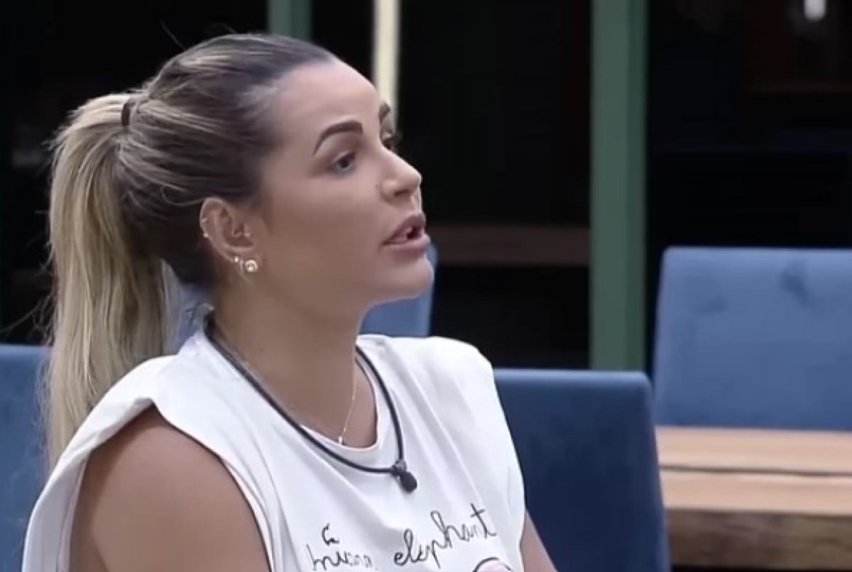 Deolane em A Fazenda - Foto: Arquivo - Reprodução / Youtube