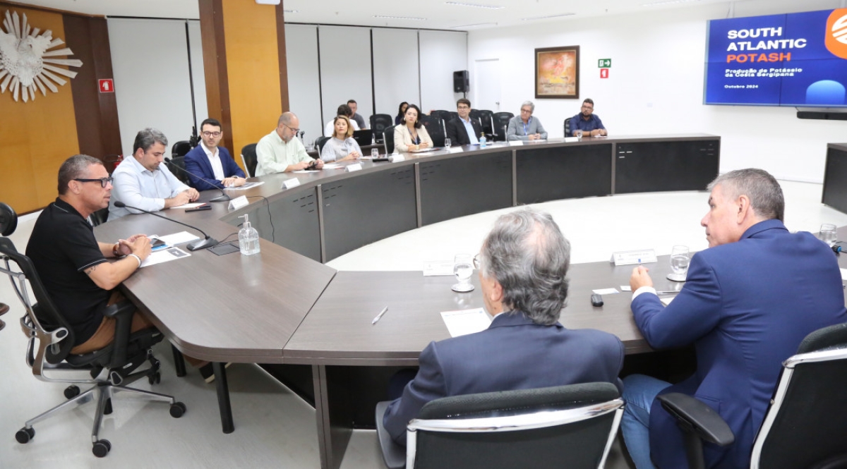 O governador Fábio Mitidieri recebeu a equipe da South Atlantic Potash - Foto: André Moreira
