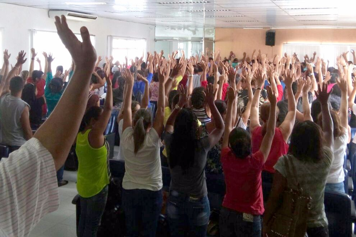 Sintasa e comiss�o intersindical conseguem reajuste para os servidores e deliberam fim da greve (Foto: Sintasa/SE)