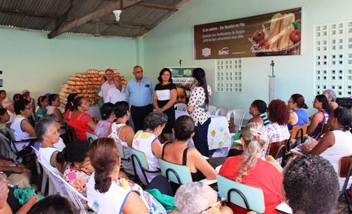 Sindipan entrega 20 mil p�es a comunidades carentes de Aracaju e cidades do interior (Imagem: Assessoria Fies/SE)