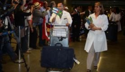 M�dicos cubanos chegaram ao pa�s em 2013, ano de cria��o do programa (Foto: Arquivo Ag�ncia Brasil)