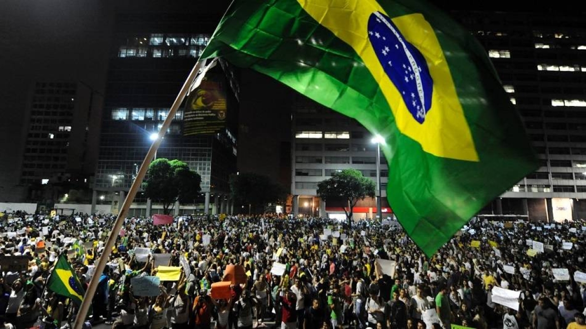 O grito das ruas: democracia ou ditadura? :: Por Jos� Lima Santana - Foto: Arquivo pessoal