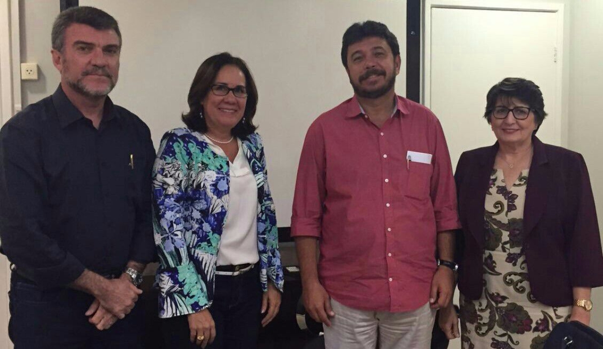 Deputados da Frente Parlamentar em Defesa da Mulher visitam Secret�rio da Infraestrutura (Foto: Site Deputado Estadual Garibalde Mendon�a)