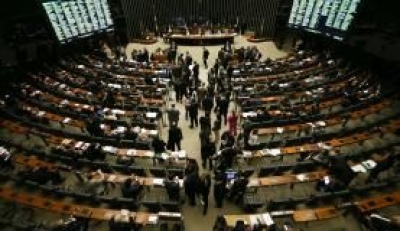 Texto-base do projeto de Lei de Diretrizes Or�ament�rias (LDO) de 2017 prev� um crescimento de 1,2% no Produto Interno Bruto (PIB) (Foto: Fabio Rodrigues Pozzebom/Ag�ncia Brasil)