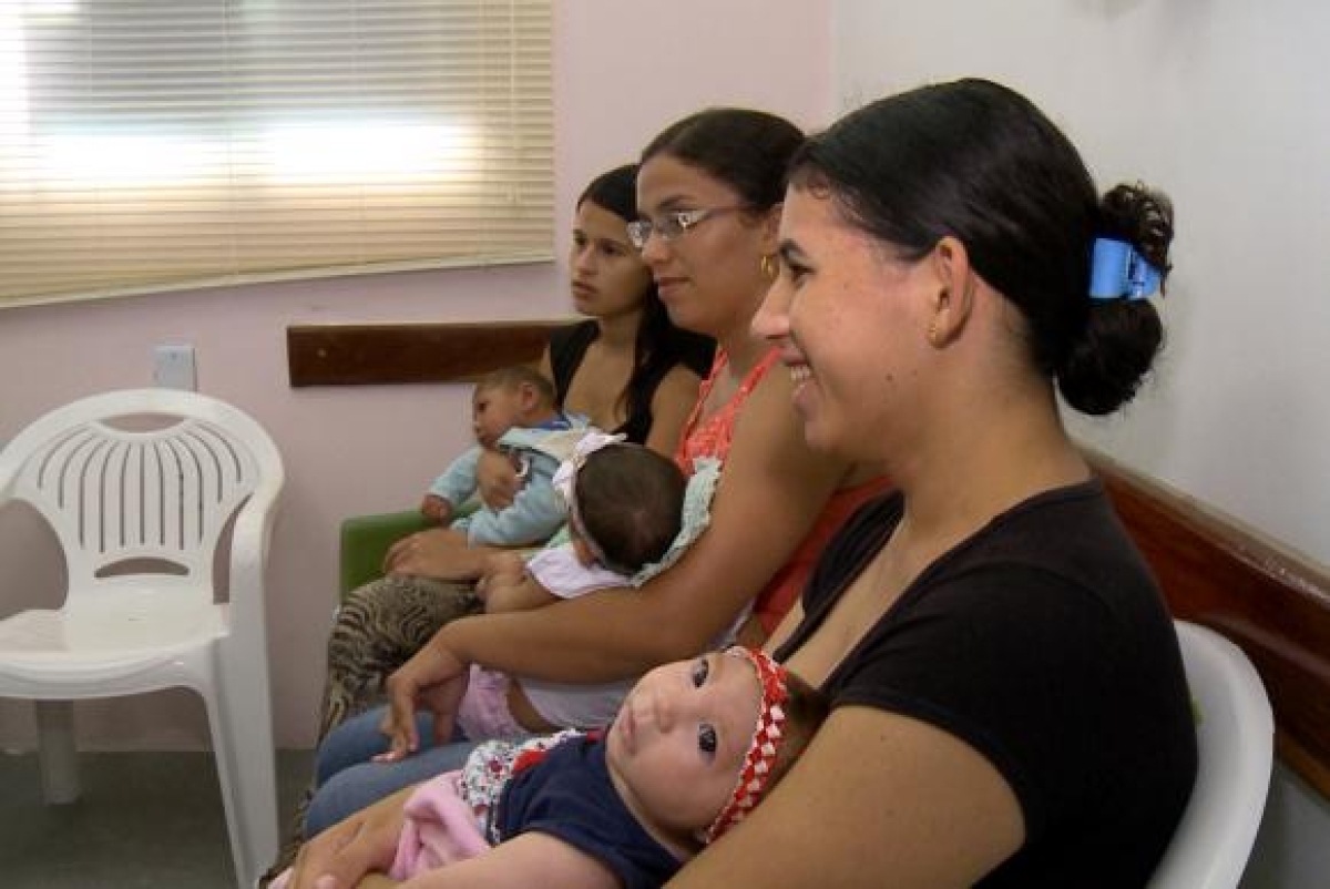 Mulheres afetadas pela epidemia do Zika se unem para trocar experiências e apoio (Imagem: Reprodução/TV Brasil)