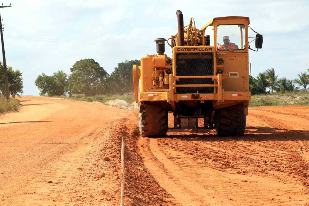 Com investimentos de R$ 58.140.592,81, provenientes do Proinveste, a Rota do Agreste interligará a BR-235, na altura do povoado Rio das Pedras, em Itabaiana, passando por povoados de Areia Branca, São Cristóvão e Itaporanga D�??ajuda até a BR-101, precisamente no Povoado Aningas (Imagem: André Moreira/ASN)