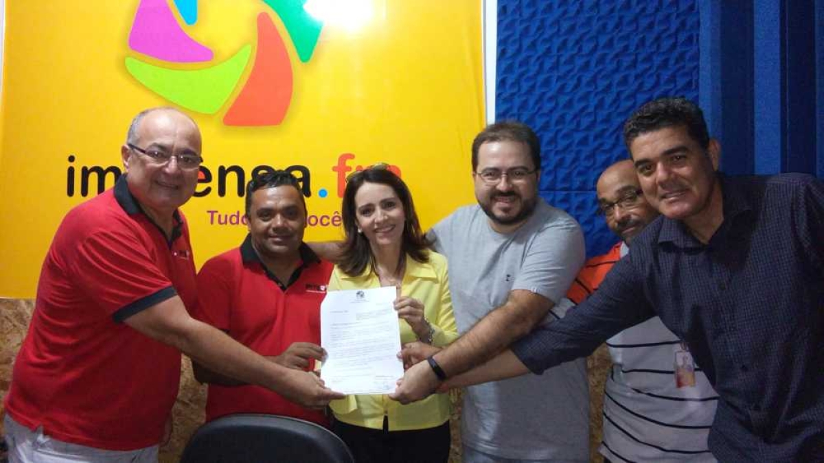 Vereadora cria projeto que garante meia-entrada para jornalistas, radialistas e publicitários (Foto: Assessoria Emília Corrêa)
