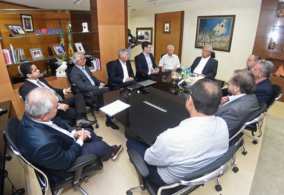 Jackson Barreto defende maior participação de empresas sergipanas na obra da Termoelétrica Porto de Sergipe (Foto: ASN)