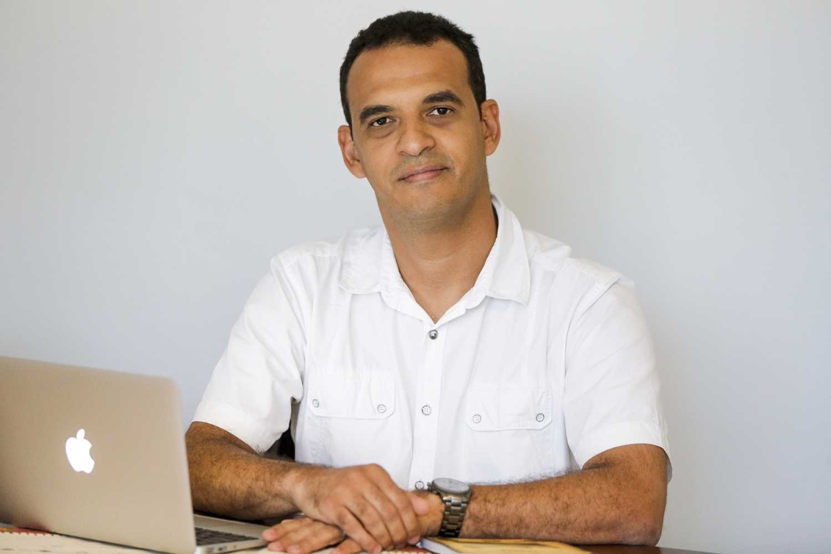 Professor Dilton Maynard: "foram mais de 500 pessoas morrendo e parte desses corpos chegando a uma cidadezinha de 50 mil habitantes" (Foto: Adilson Andrade/UFS)