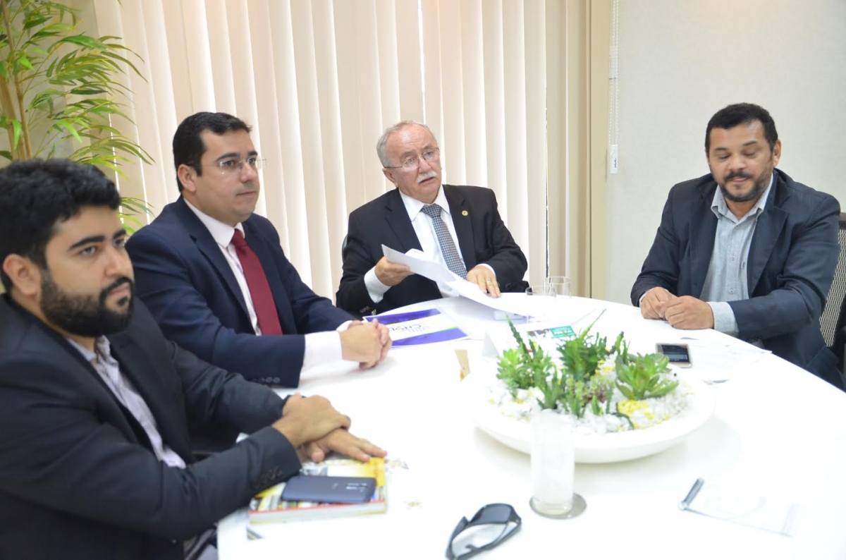 Ordem DeMolay pede apoio de Luciano Bispo para evento em Sergipe (Foto: Jadílson Simões/Agência Alese)