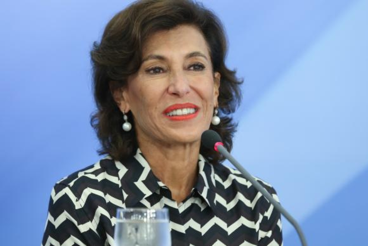 A presidente do BNDES, Maria Silvia Bastos Marques, fala à imprensa (Foto: Arquivo Elza Fiúza/Agência Brasil)