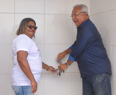 Jackson Barreto entrega sistemas de abastecimento de água em Canindé (Foto: Marcelle Cristinne/ASN)