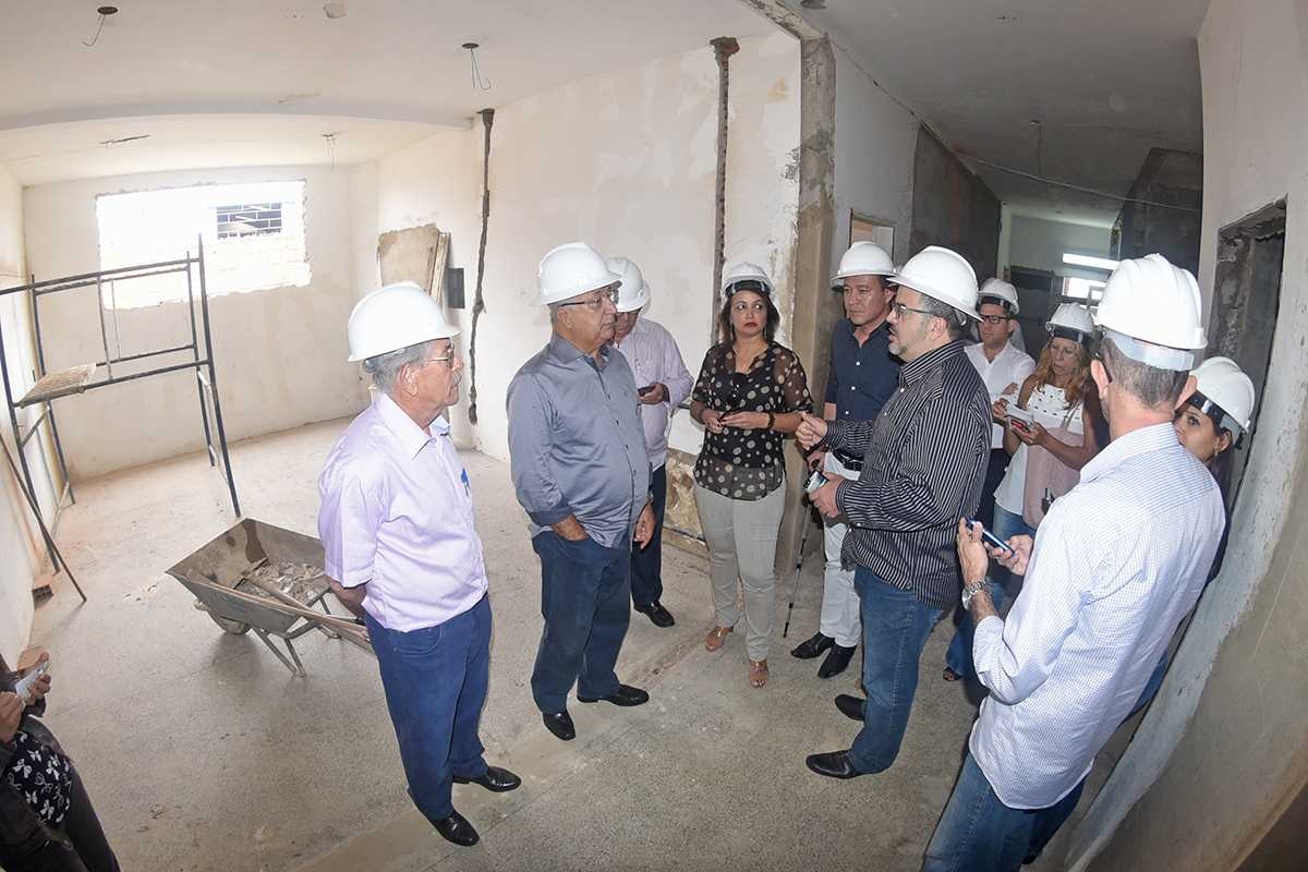Governador visita obras da Maternidade Hildete Falcão (Foto: Marcelle Cristinne/ASN)