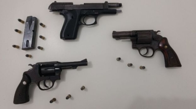 Dois revólveres e uma pistola foram apreendidos (Foto: SSP/SE)