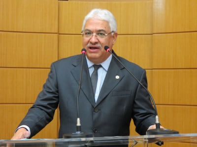 �??Empresas que precisam de gás não vêm para Sergipe e outras estão indo embora�?�, denuncia Zezinho Guimarães (Foto: Alese)