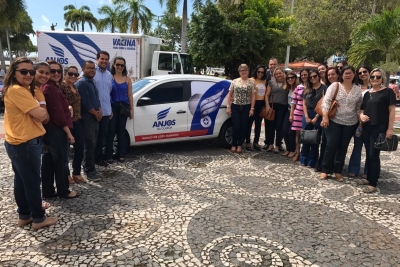 Maternidade Nossa Senhora de Lourdes recebe um  carro para coleta domiciliar e uma ambulância (Foto: Ascom/SES)
