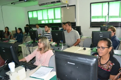 Lacen inicia treinamento para implantação de sistema módulo animal para análises laboratoriais (Foto: Ascom/SES)