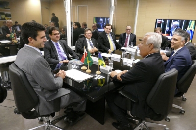 Em Brasília, Jackson Barreto solicita verba para barragens, abastecimento de água e Canal de Xingó (Foto: Roque Sá)