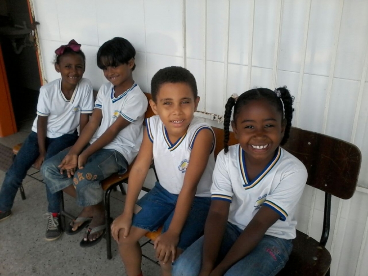 Alunos que apresentarem alterações oculares receberão óculos de graus da ótica Diniz (Foto: Divulgação)
