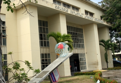 Fundado no século XIX, precisamente em 24 de outubro de 1870, o Colégio Estadual Atheneu Sergipense é considerado a mais tradicional unidade escolar do estado. Atualmente, a unidade oferece ensino médio em tempo integral a cerca de dois mil alunos (Foto: Arquivo/ASN)