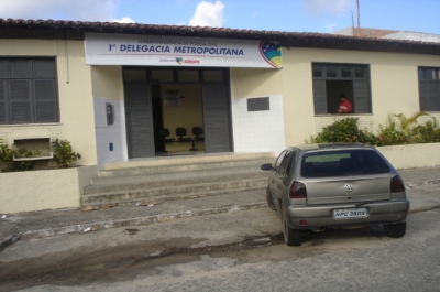  Marginais agem próximo à Delegacia de Polícia e roubam moto (Foto: Arquivo Portal Infonet)