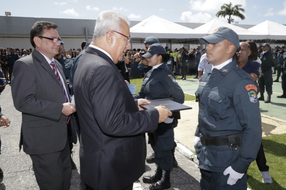 Alegria e emoção marcam a formatura dos 244 novos Policiais Militares de Sergipe (Foto: Jorge Henrique/ASN)