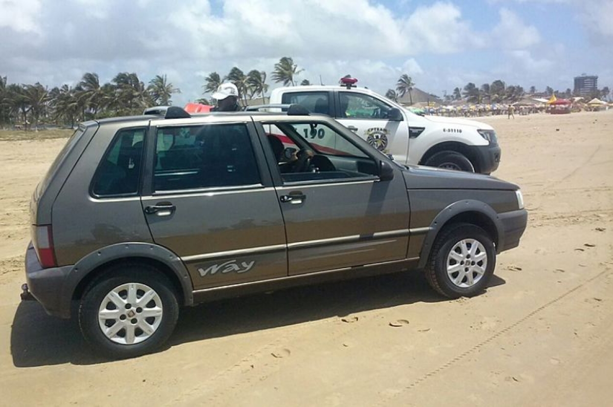 CPTran realiza Operação Praia Segura na capital e notifica 13 veículos (Foto: SSP/SE)