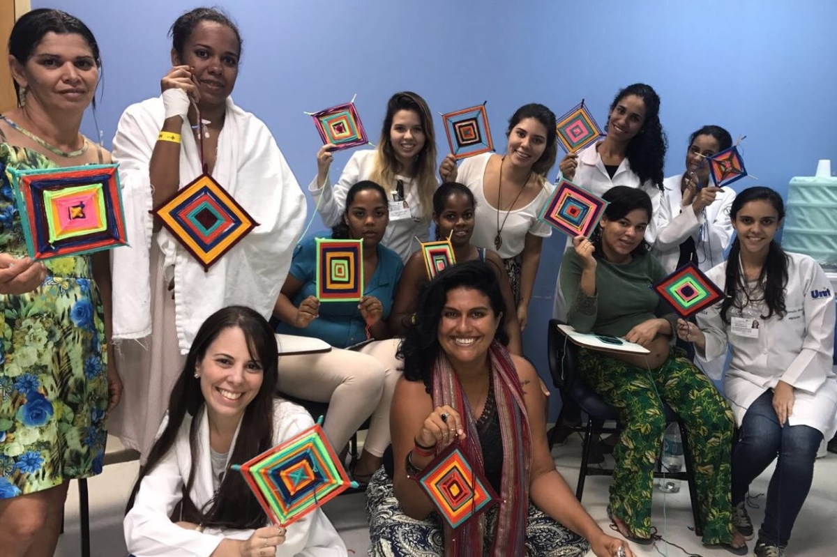 Gestantes da Maternidade Nossa Senhora de Lourdes participam de oficina de mandalas (Foto: SES/SE)